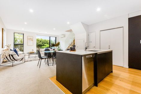 Photo of property in 11/80 Seatoun Heights Road, Seatoun, Wellington, 6022