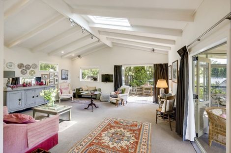 Photo of property in 18 Lucknow Road, Havelock North, 4130