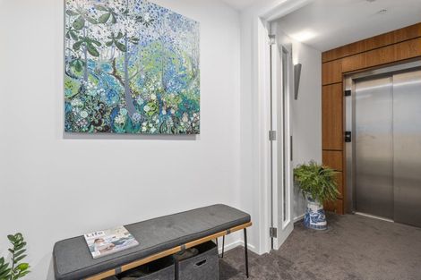 Photo of property in 4a/22 Telford Terrace, Oriental Bay, Wellington, 6011