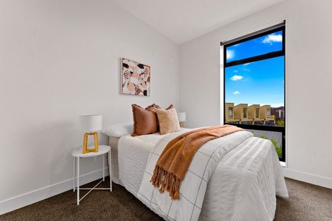 Photo of property in 254 Hobsonville Point Road, Hobsonville, Auckland, 0616