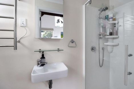 Photo of property in 21 Orissa Crescent, Broadmeadows, Wellington, 6035