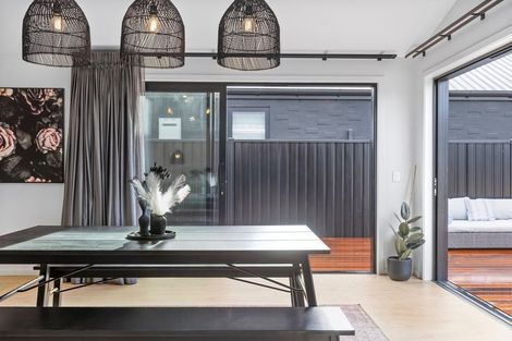 Photo of property in 19 Dunn Street, Lake Hawea, 9382