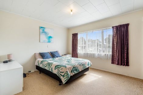 Photo of property in 1 Escalona Street, Te Kamo, Whangarei, 0112