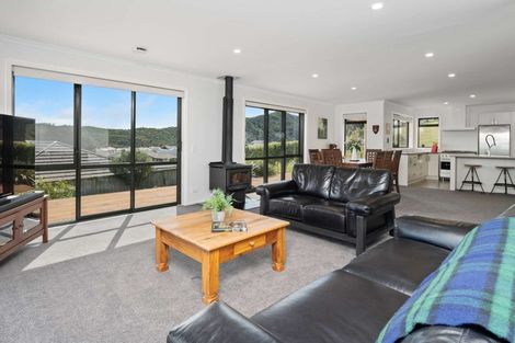 Photo of property in 10 Pukeko Place, Picton, 7220