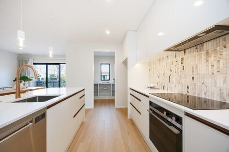 Photo of property in 42a Batt Street, West End, Palmerston North, 4410