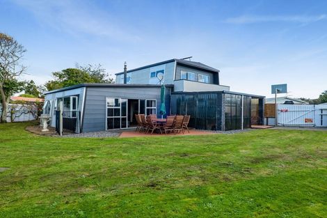 Photo of property in 52 Murray Avenue, Hawera, 4610
