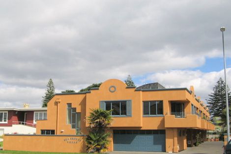 Photo of property in 6/8 Victoria Road, Mount Maunganui, 3116