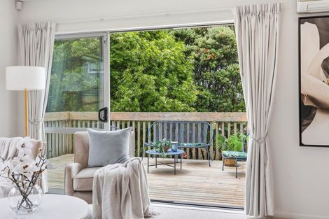 Photo of property in 218a Sturges Road, Henderson, Auckland, 0612