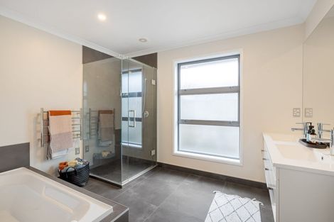 Photo of property in 32 Parklea Avenue, Halswell, Christchurch, 8025