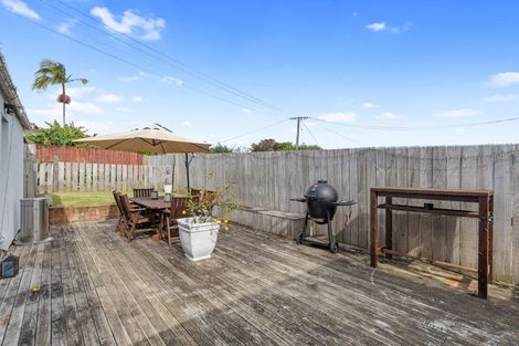 Photo of property in 1 Whimp Avenue, Onerahi, Whangarei, 0110