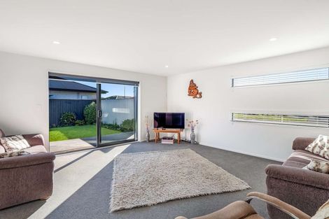 Photo of property in 8 Beak Street, Rolleston, 7615