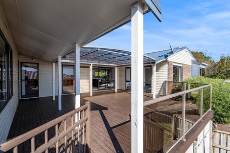 Photo of property in 66 Karina Road, Merrilands, New Plymouth, 4312