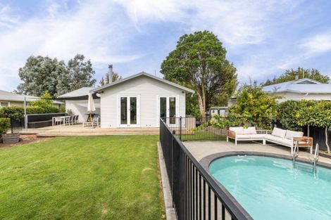 Photo of property in 34 Bowling Road, Greenmeadows, Napier, 4112