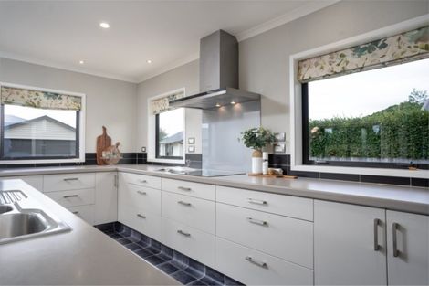 Photo of property in 6 Elmstead Lane, Greytown, 5794