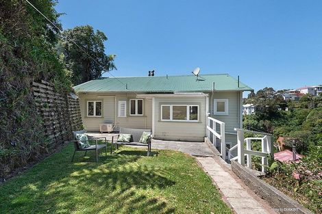 Photo of property in 106 Mortimer Terrace, Brooklyn, Wellington, 6021