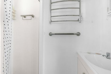 Photo of property in 83 Hampden Street, Picton, 7220