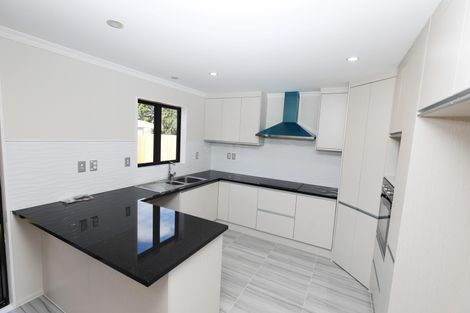 Photo of property in 9a Rimu Street, New Lynn, Auckland, 0600