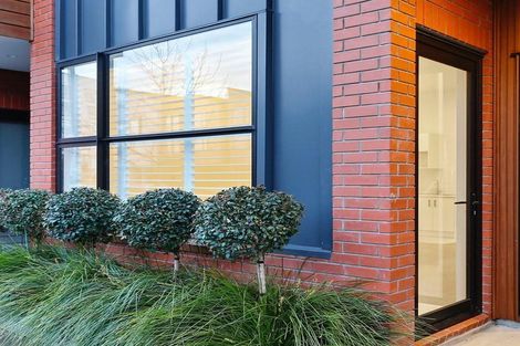 Photo of property in 84 Hobsonville Point Road, Hobsonville, Auckland, 0616