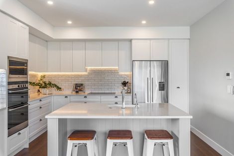 Photo of property in 7 Lamont Place, Waikanae, 5036