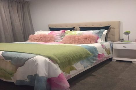 Photo of property in 81a Hobsonville Point Road, Hobsonville, Auckland, 0616