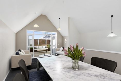 Photo of property in Victoria Villas, 23/35u Pirie Street, Mount Victoria, Wellington, 6011