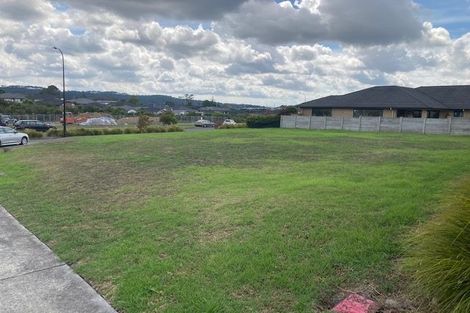 Photo of property in 1 Floyd Road, Riverhead, 0820