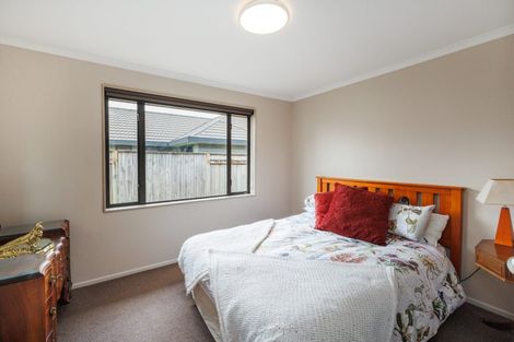 Photo of property in 78 Geneva Terrace, Kelvin Grove, Palmerston North, 4414