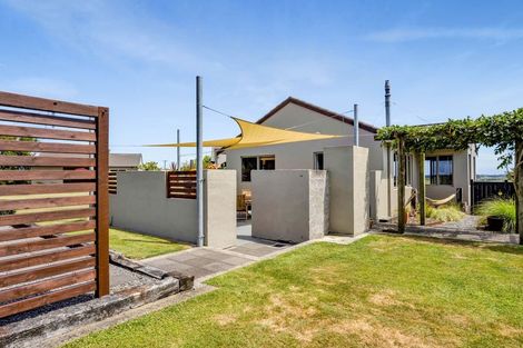 Photo of property in 355 Ngawhini Road, Hawera, 4674