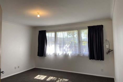 Photo of property in 4 Mangaroa Hill Road, Clouston Park, Upper Hutt, 5018