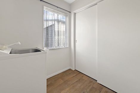 Photo of property in 19 Lowburn Place, Clover Park, Auckland, 2019