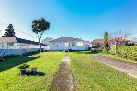 Photo of property in 34 Fairdene Avenue, Henderson, Auckland, 0610