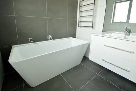 Photo of property in 171 Wallace Road, Mangere Bridge, Auckland, 2022