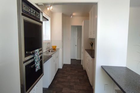 Photo of property in 20 Christmas Road, Manurewa, Auckland, 2102