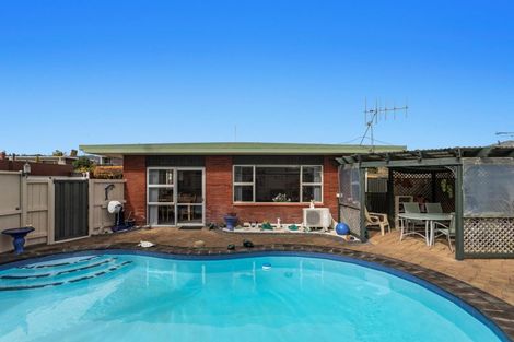 Photo of property in 17 Hikurangi Street, Whakatane, 3120