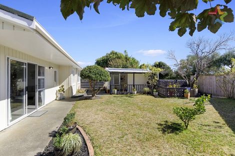 Photo of property in 21b Olive Terrace, Paraparaumu Beach, Paraparaumu, 5032