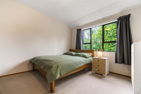 Photo of property in 1/5 Tree View Avenue, Glenfield, Auckland, 0629