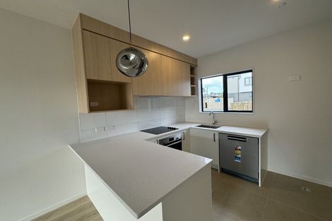 Photo of property in 69 Paetai Lane, Te Atatu Peninsula, Auckland, 0610