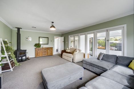Photo of property in 13 Howard Road, Taradale, Napier, 4112