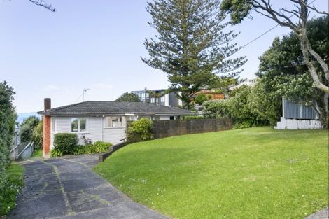 Photo of property in 63 Rothesay Bay Road, Rothesay Bay, Auckland, 0630