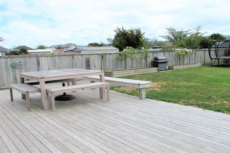 Photo of property in 183 Riverside Drive, Waterloo, Lower Hutt, 5011