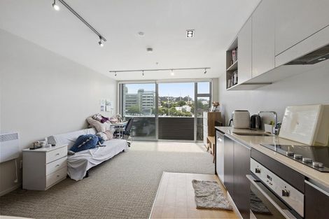 Photo of property in Masina Apartments, 312/80u Riddiford Street, Newtown, Wellington, 6021