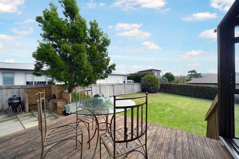 Photo of property in 99 Kaipara Portage Road, Riverhead, 0820