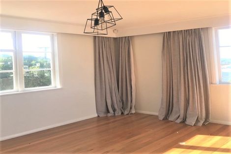 Photo of property in 40 Hindmarsh Street, Johnsonville, Wellington, 6037