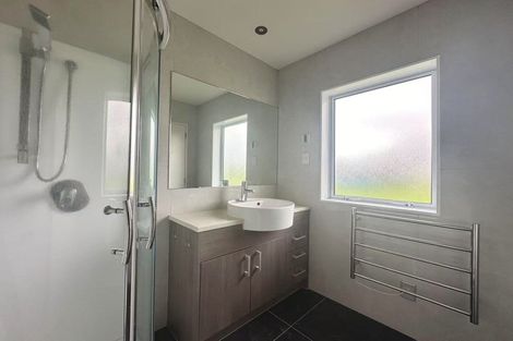 Photo of property in 10 Jezero Drive, Massey, Auckland, 0614