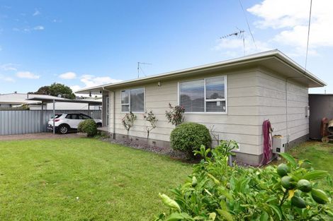 Photo of property in 1 Poaka Avenue, Dinsdale, Hamilton, 3204