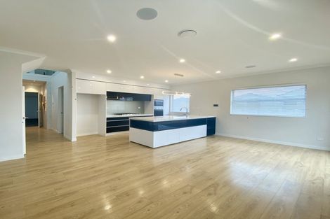 Photo of property in 31 Laquinta Place, Flat Bush, Auckland, 2019