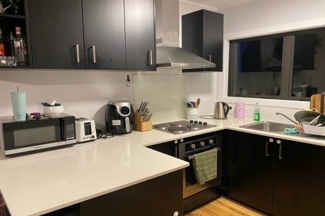 Photo of property in 3/125a Birkdale Road, Birkdale, Auckland, 0626