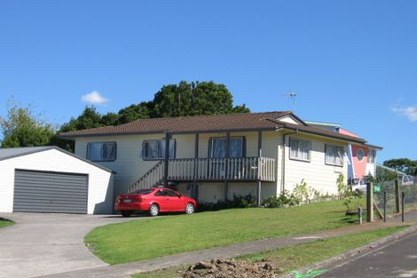 Photo of property in 6 Sumich Place, West Harbour, Auckland, 0618