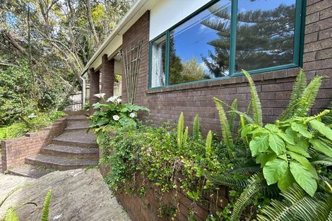 Photo of property in 223 Woodlands Park Road, Titirangi, Auckland, 0604