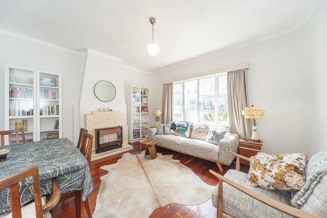 Photo of property in Hamilton Flats, 9u3 Hawker Street, Mount Victoria, Wellington, 6011